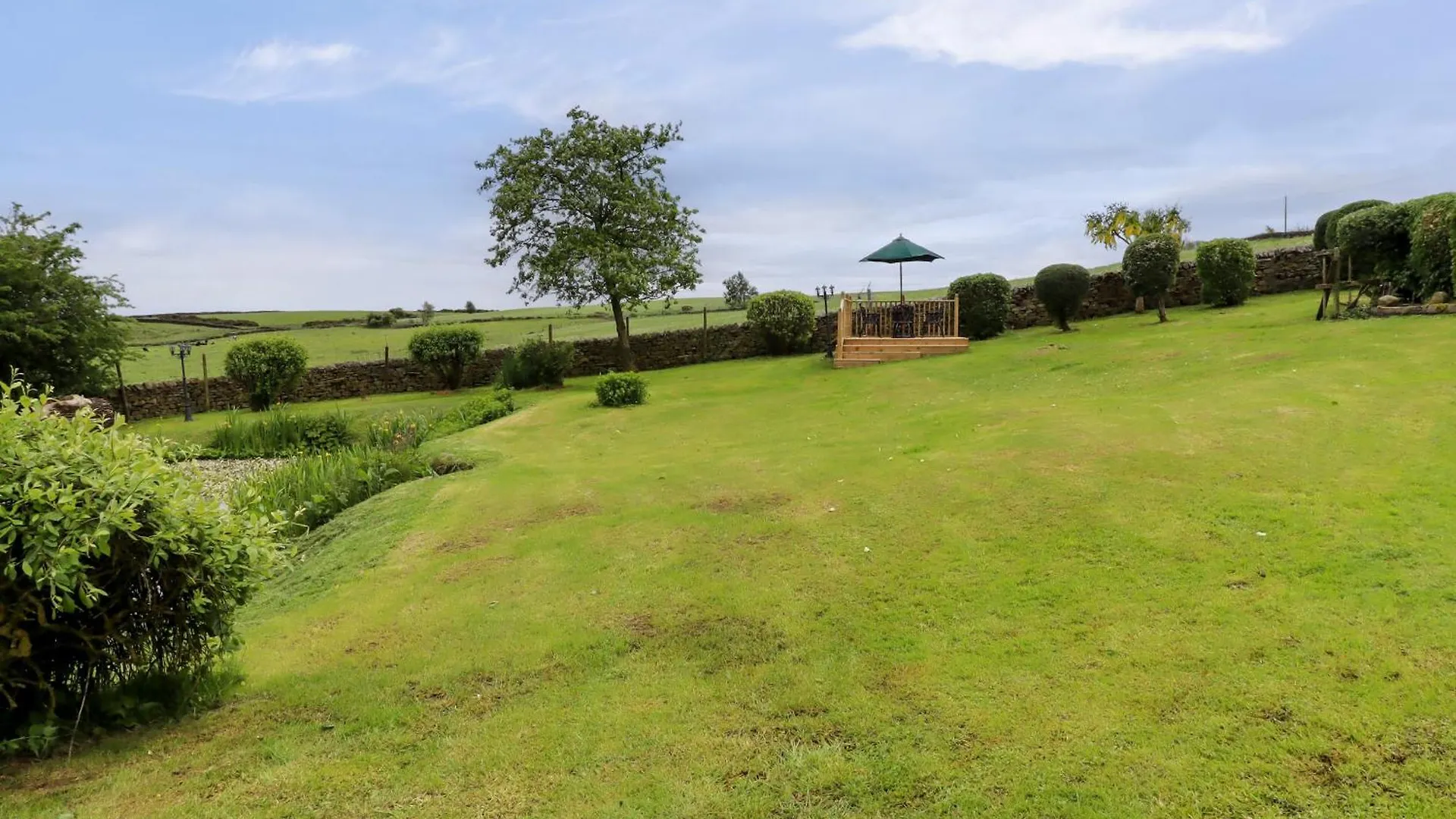 Bride Cross Granary Villa Otley  Otley (West Yorkshire)